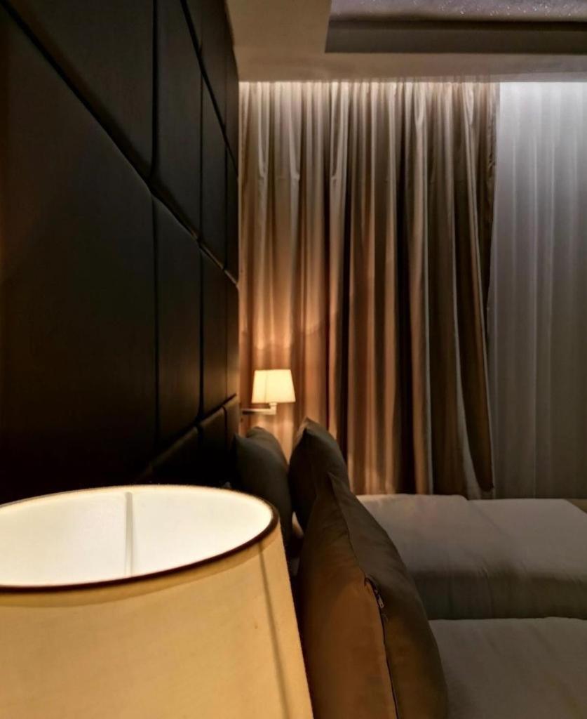 Hotel Ideall Podgorica Bagian luar foto