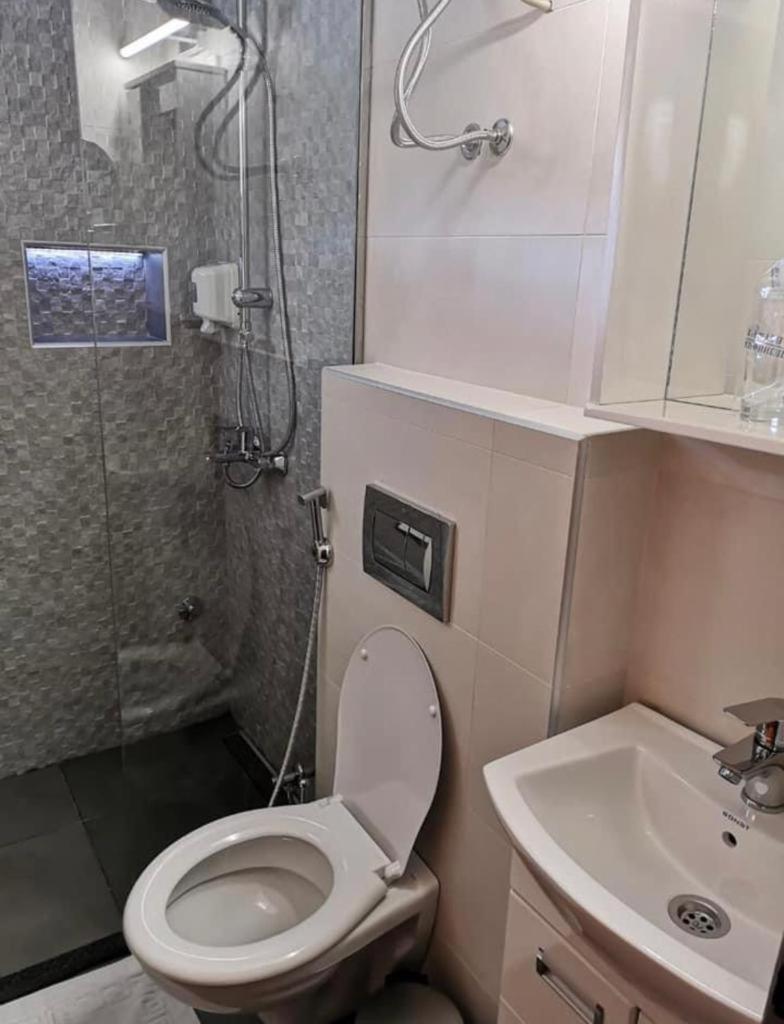 Hotel Ideall Podgorica Bagian luar foto