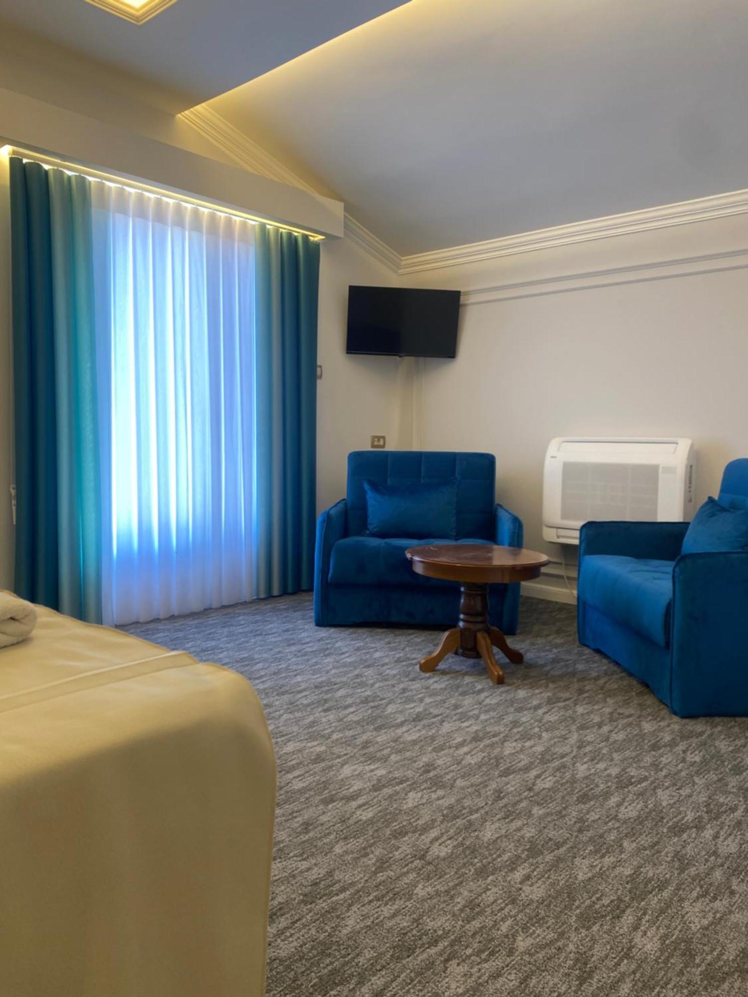 Hotel Ideall Podgorica Ruang foto