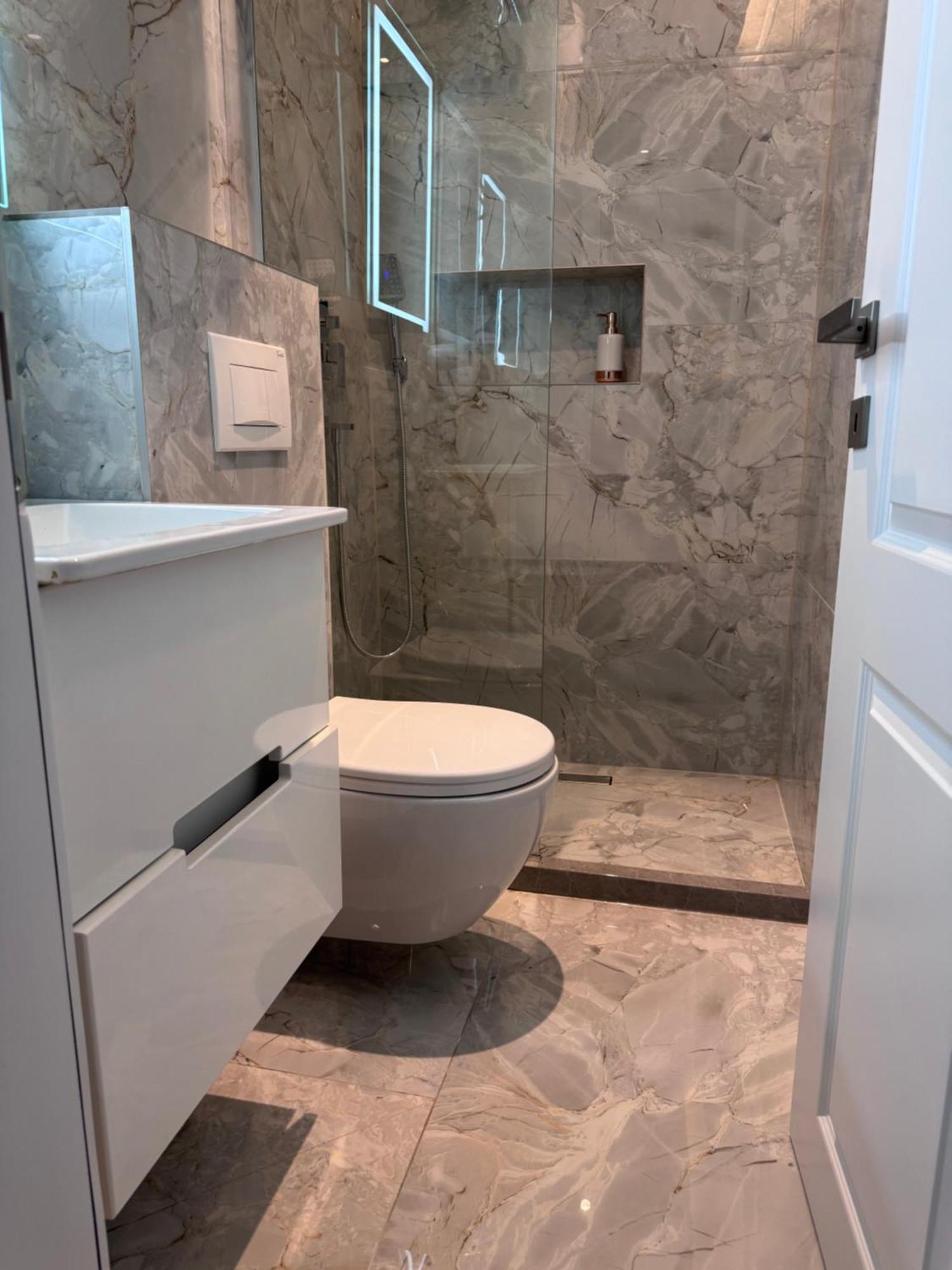 Hotel Ideall Podgorica Bagian luar foto